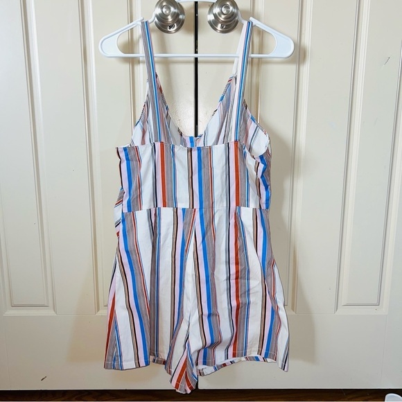 NWT Lush Multicolor Striped Shorts Romper Size Large - Picture 8 of 15